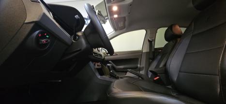 VOLKSWAGEN Virtus 1.0 4P 200 TSI FLEX COMFORTLINE AUTOM�TICO, Foto 15