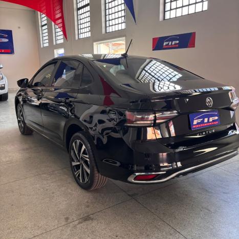 VOLKSWAGEN Virtus 1.0 4P 200 TSI FLEX HIGHLINE AUTOM�TICO, Foto 10