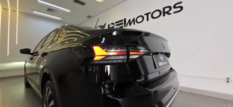 VOLKSWAGEN Virtus 1.0 4P 200 TSI FLEX HIGHLINE AUTOM�TICO, Foto 9