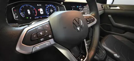 VOLKSWAGEN Virtus 1.0 4P 200 TSI FLEX HIGHLINE AUTOM�TICO, Foto 11