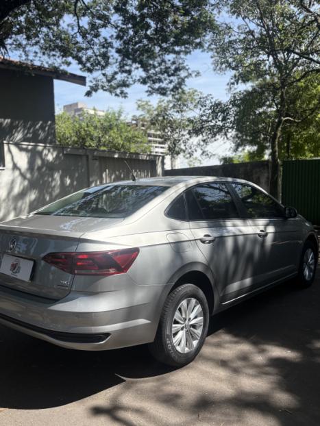 VOLKSWAGEN Virtus 1.6 4P MSI FLEX AUTOM�TICO, Foto 10