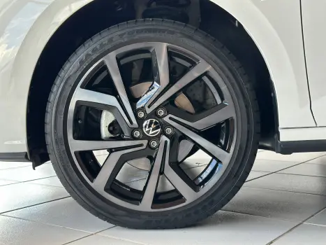 VOLKSWAGEN Virtus 1.4 4P 250 TSI EXCLUSIVE AUTOM�TICO, Foto 12
