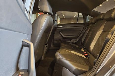 VOLKSWAGEN Virtus 1.4 4P 250 TSI EXCLUSIVE AUTOM�TICO, Foto 19