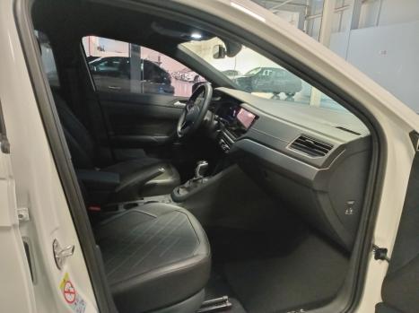 VOLKSWAGEN Virtus 1.4 4P 250 TSI EXCLUSIVE AUTOM�TICO, Foto 8