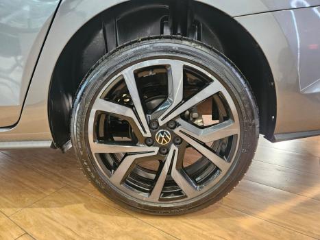 VOLKSWAGEN Virtus 1.4 4P 250 TSI EXCLUSIVE AUTOM�TICO, Foto 8
