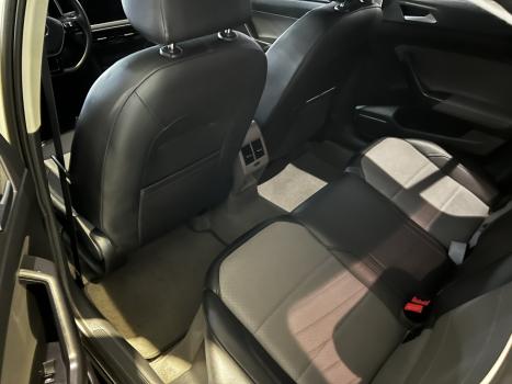 VOLKSWAGEN Virtus 1.0 4P 200 TSI FLEX HIGHLINE AUTOM�TICO, Foto 8
