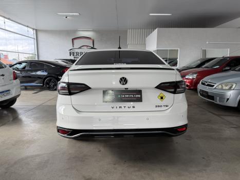 VOLKSWAGEN Virtus 1.4 4P 250 TSI EXCLUSIVE AUTOM�TICO, Foto 4