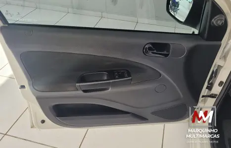 VOLKSWAGEN Voyage 1.0 4P FLEX, Foto 14