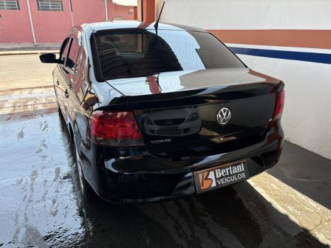 VOLKSWAGEN Voyage 1.6 4P FLEX HIGHLINE, Foto 7