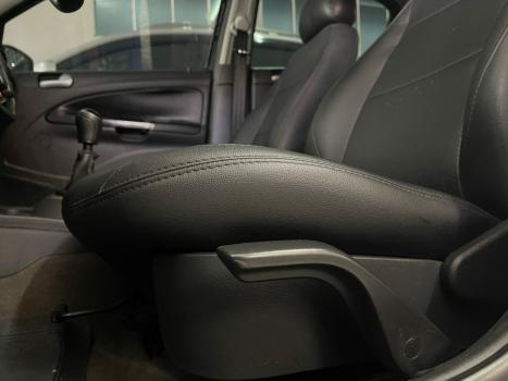 VOLKSWAGEN Voyage 1.6 4P FLEX, Foto 9