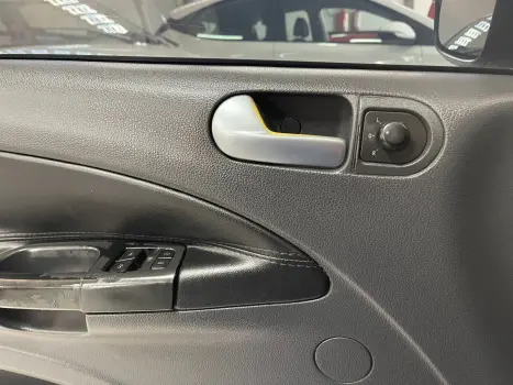 VOLKSWAGEN Voyage 1.6 4P FLEX, Foto 11