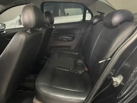 VOLKSWAGEN Voyage 1.6 4P FLEX, Foto 13