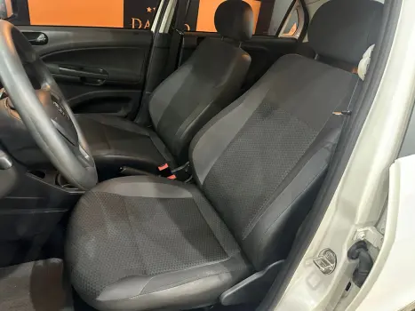 VOLKSWAGEN Voyage 1.0 4P FLEX, Foto 8