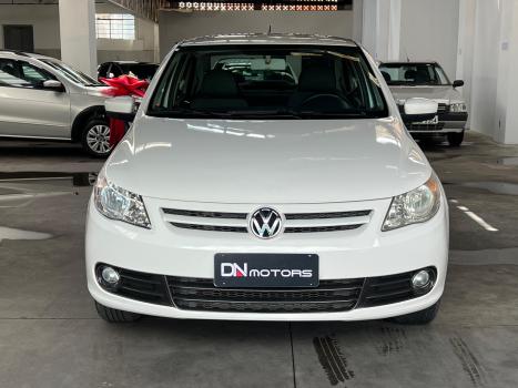 VOLKSWAGEN Voyage 1.0 4P FLEX, Foto 2