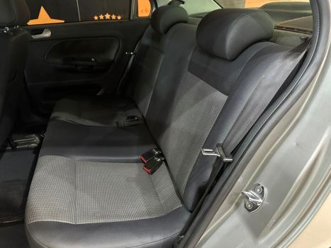 VOLKSWAGEN Voyage 1.0 4P FLEX, Foto 11