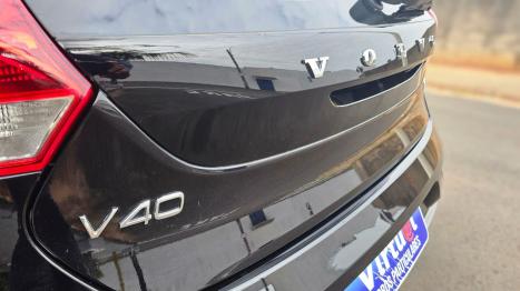 VOLVO V40 2.0 4P T5 R-DESIGN TURBO AUTOMTICO, Foto 8