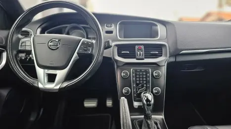 VOLVO V40 2.0 4P T5 R-DESIGN TURBO AUTOMTICO, Foto 19