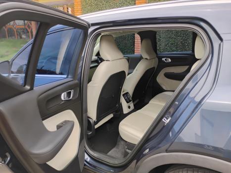 VOLVO XC40 1.5 16V 4P T5 RECHARGE H�BRIDO INSCRIPTION GEARTRONIC AUTOM�TICO, Foto 11