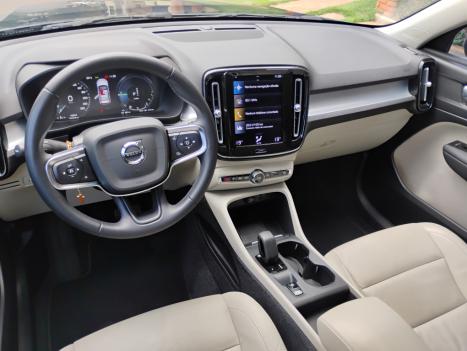 VOLVO XC40 1.5 16V 4P T5 RECHARGE H�BRIDO INSCRIPTION GEARTRONIC AUTOM�TICO, Foto 12