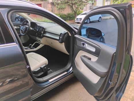 VOLVO XC40 1.5 16V 4P T5 RECHARGE H�BRIDO INSCRIPTION GEARTRONIC AUTOM�TICO, Foto 19
