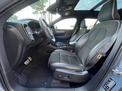 VOLVO XC40 1.5 16V 4P T5 RECHARGE H�BRIDO R-DESIGN GEARTRONIC AUTOM�TICO, Foto 16