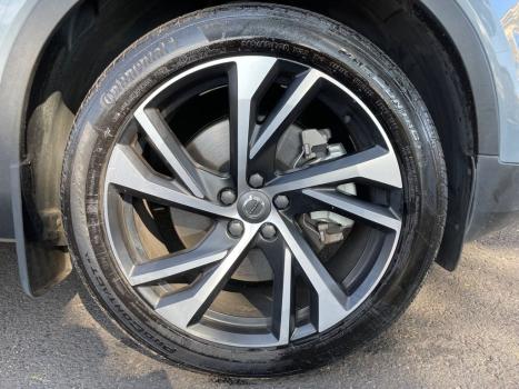 VOLVO XC40 1.5 16V 4P T5 RECHARGE H�BRIDO R-DESIGN GEARTRONIC AUTOM�TICO, Foto 21