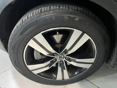 VOLVO XC40 1.5 16V 4P T5 RECHARGE H�BRIDO INSCRIPTION GEARTRONIC AUTOM�TICO, Foto 12