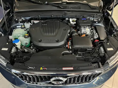 VOLVO XC40 1.5 16V 4P T5 RECHARGE H�BRIDO INSCRIPTION GEARTRONIC AUTOM�TICO, Foto 17