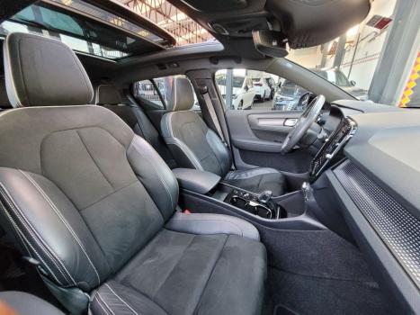 VOLVO XC40 1.5 16V 4P T5 RECHARGE HÍBRIDO R-DESIGN GEARTRONIC AUTOMÁTICO, Foto 13