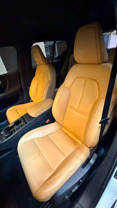 VOLVO XC40 2.0 16V 4P T5 TURBO MOMENTUM AWD GEARTRONIC AUTOM�TICO, Foto 8
