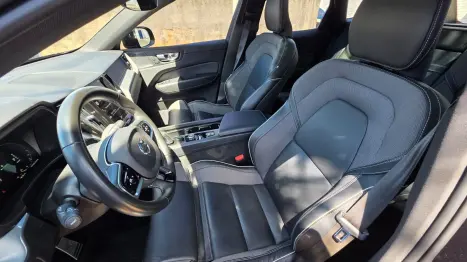 VOLVO XC60 2.0 16V 4P T8 HYBRID R-DESIGN AWD GEARTRONIC AUTOMTICO, Foto 16