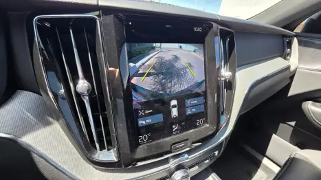 VOLVO XC60 2.0 16V 4P T8 HYBRID R-DESIGN AWD GEARTRONIC AUTOMTICO, Foto 21