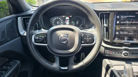 VOLVO XC60 2.0 16V 4P T8 HYBRID R-DESIGN AWD GEARTRONIC AUTOMTICO, Foto 22