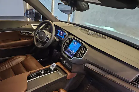 VOLVO XC90 2.0 16V 4P FLEX T8 RECHARGE ULTIMATE DARK AWD TURBO GEARTRONIC AUTOM�TICO, Foto 16