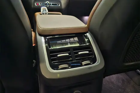 VOLVO XC90 2.0 16V 4P FLEX T8 RECHARGE ULTIMATE DARK AWD TURBO GEARTRONIC AUTOM�TICO, Foto 19