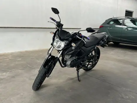YAMAHA Fazer YS 150 ED, Foto 1