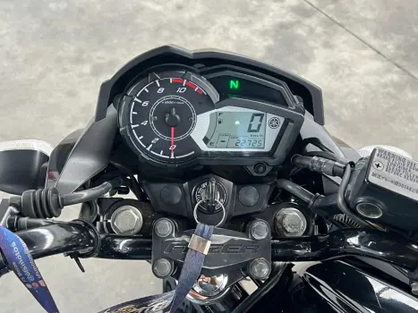 YAMAHA Fazer YS 150 ED, Foto 7