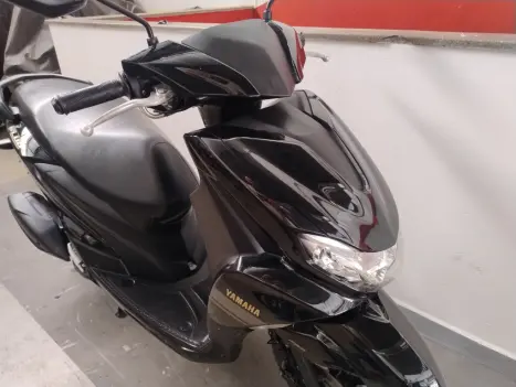 YAMAHA Fluo 125 ABS, Foto 9