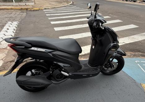 YAMAHA Fluo 125 ABS, Foto 3