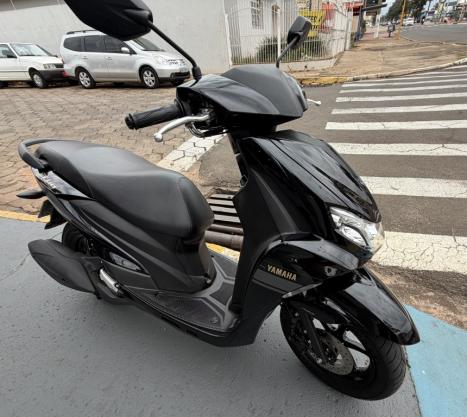 YAMAHA Fluo 125 ABS, Foto 5