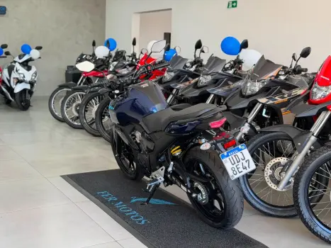 YAMAHA FZ 15 Fazer ABS, Foto 5
