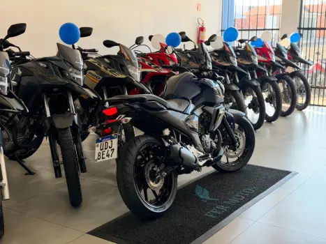 YAMAHA FZ 15 Fazer ABS, Foto 6