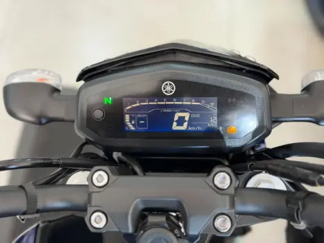 YAMAHA FZ 15 Fazer ABS, Foto 8