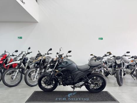 YAMAHA FZ 25 250 Fazer Flex , Foto 3