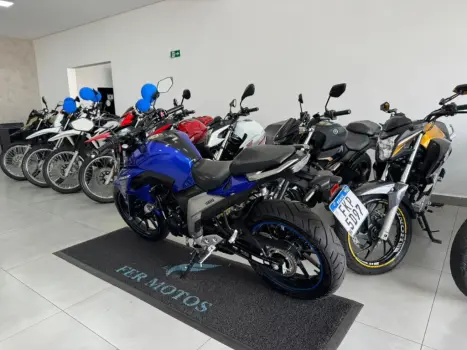 YAMAHA FZ 25 250 Fazer Flex , Foto 5