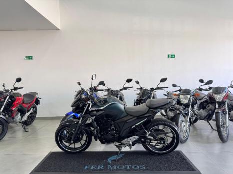 YAMAHA FZ 25 250 Fazer Flex , Foto 4