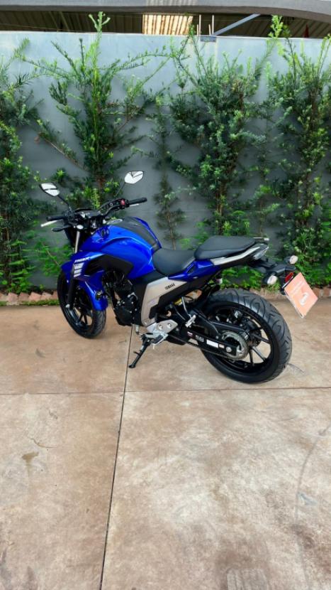 YAMAHA FZ 25 250 Fazer Flex , Foto 4