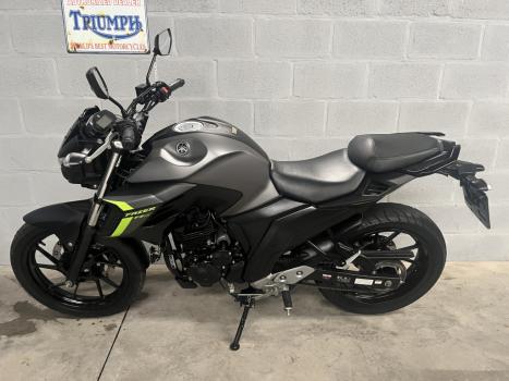YAMAHA FZ 25 250 Fazer Flex , Foto 4