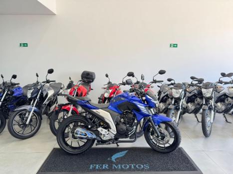 YAMAHA FZ 25 250 Fazer Flex , Foto 1