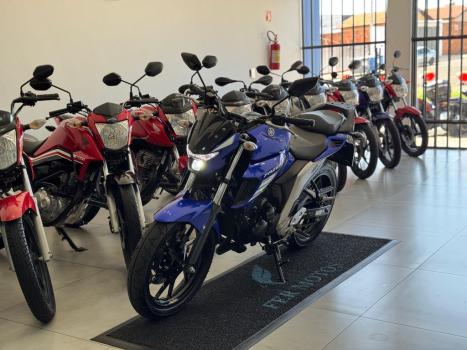 YAMAHA FZ 25 250 Fazer Flex , Foto 3